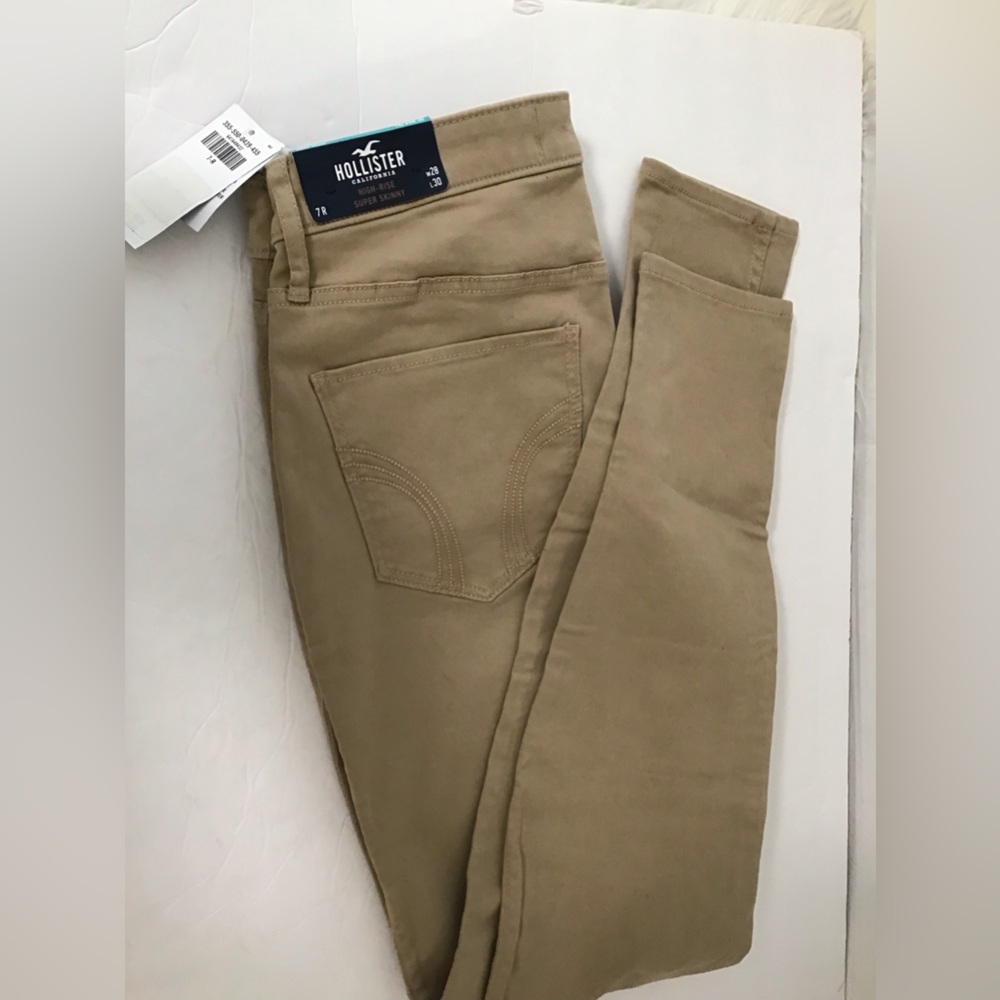 Hollister High rise Skinny jeans 7 R NWT